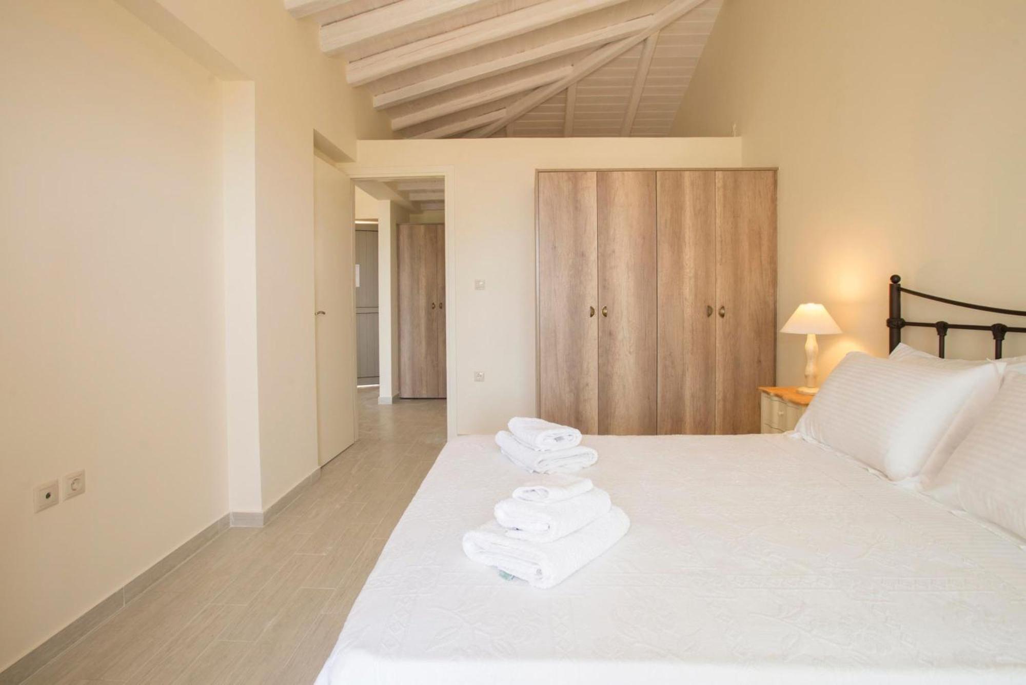 Poliana Estate Villas Riglia Exteriér fotografie